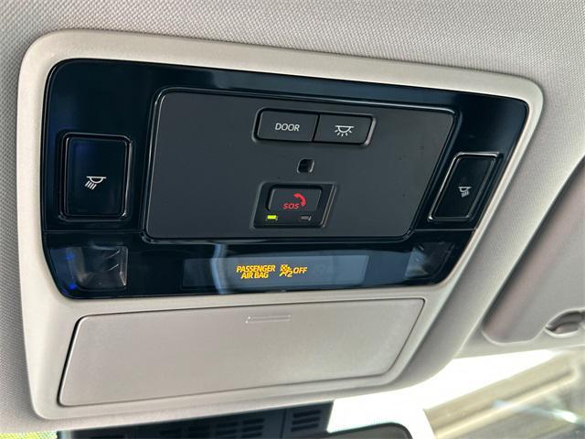 Photo of 2025 Cloud Toyota Grand Highlander