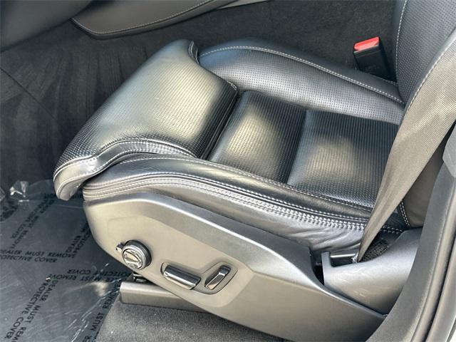 Photo of 2021 Crystal White Volvo XC90