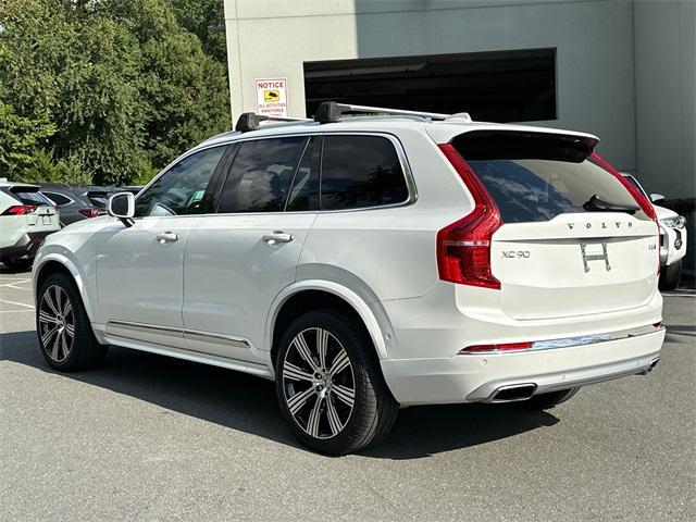 Photo of 2021 Crystal White Volvo XC90