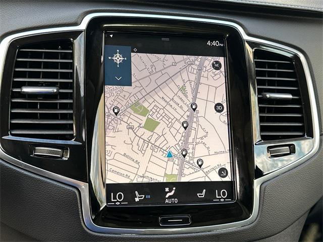 Photo of 2021 Crystal White Volvo XC90