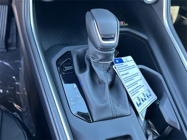 Photo of 2025 Midnight Black Toyota Grand Highlander