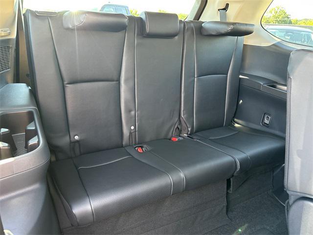 Photo of 2025 Midnight Black Toyota Grand Highlander