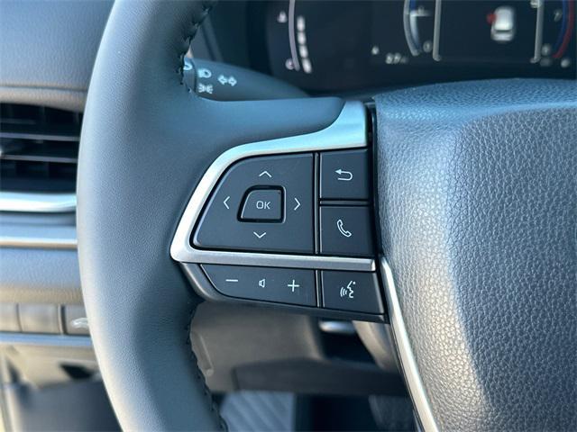 Photo of 2025 Midnight Black Toyota Grand Highlander
