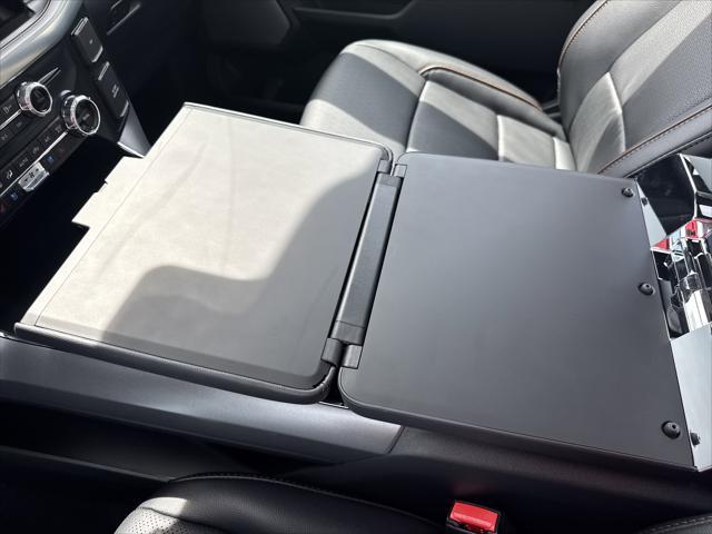 Photo of 2025 Agate Black Metallic Ford F-150