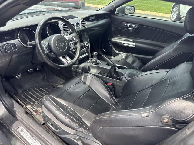 Photo of 2016 MAGNETIC GRAY Ford Mustang
