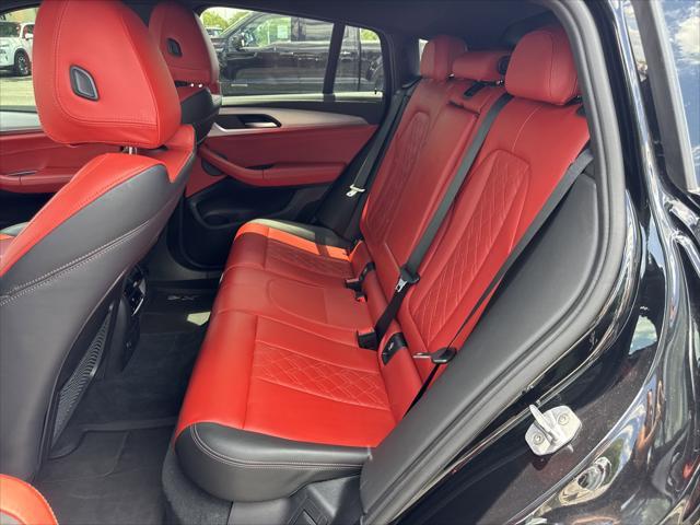 Photo of 2019 Black Sapphire Metallic BMW X4