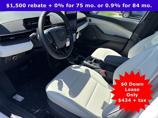Photo of 2025 Star White Metallic Tri-Coat Ford Mustang Mach-E