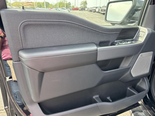 Photo of 2025 Agate Black Metallic Ford F-150