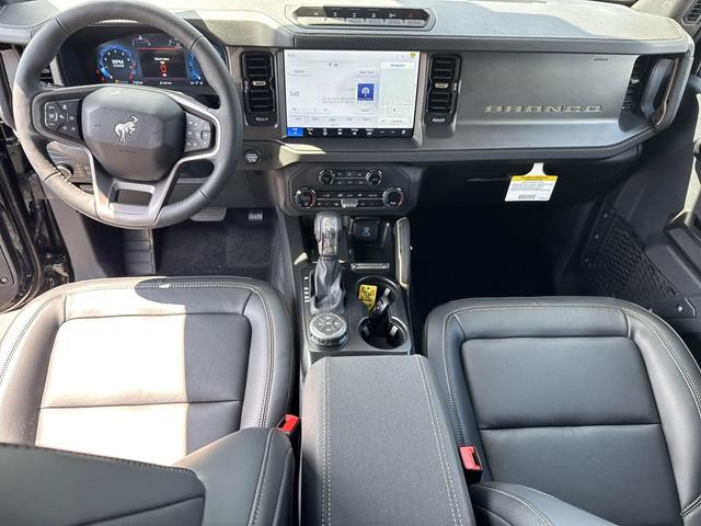 Photo of 2025 Shadow Black Ford Bronco