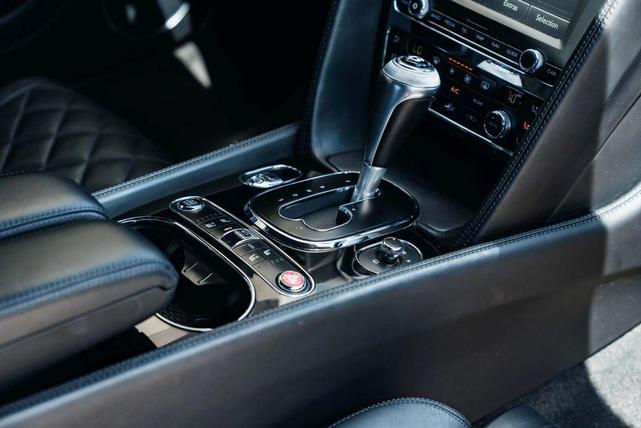 Photo of 2017 Gray Bentley Continental GT