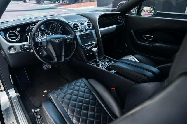 Photo of 2017 Gray Bentley Continental GT