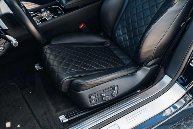Photo of 2017 Gray Bentley Continental GT