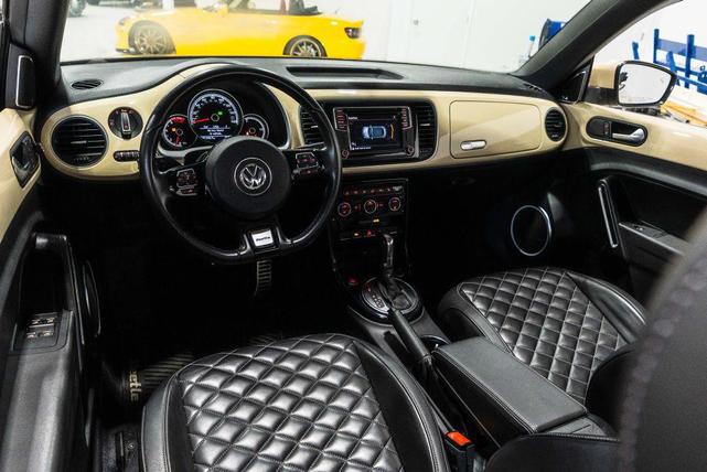 Photo of 2019  Volkswagen Beetle