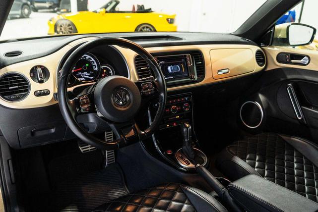 Photo of 2019  Volkswagen Beetle