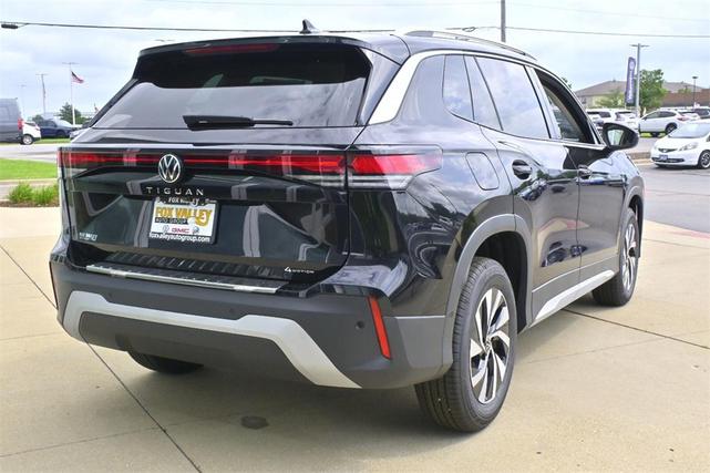 Photo of 2025 Deep Black Pearl Volkswagen Tiguan