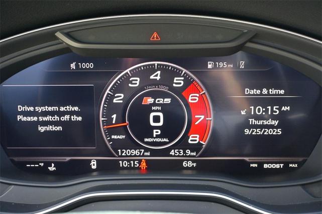 Photo of 2020 Black Metallic Audi SQ5