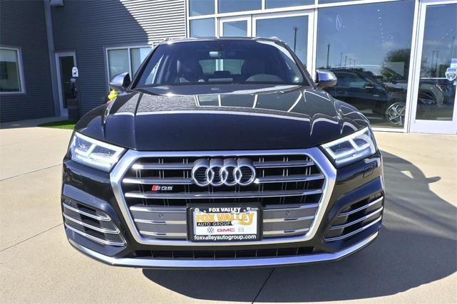 Photo of 2020 Black Metallic Audi SQ5