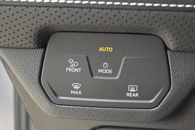 Photo of 2025 Silver Mist Metallic Volkswagen Atlas Cross Sport