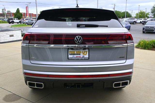 Photo of 2025 Silver Mist Metallic Volkswagen Atlas Cross Sport