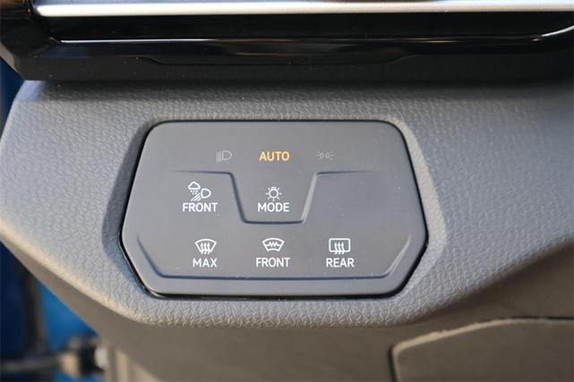 Photo of 2025 mountain lake blue metallic Volkswagen ID.4