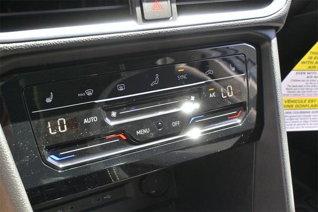 Photo of 2025 Pyrite Silver Metallic Volkswagen Taos