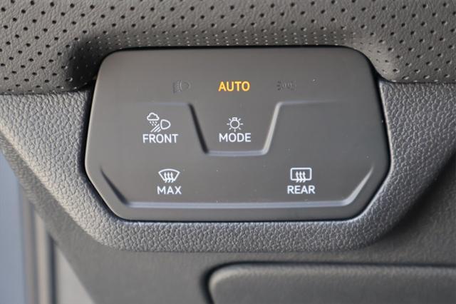 Photo of 2025 Pure Gray Volkswagen Atlas Cross Sport