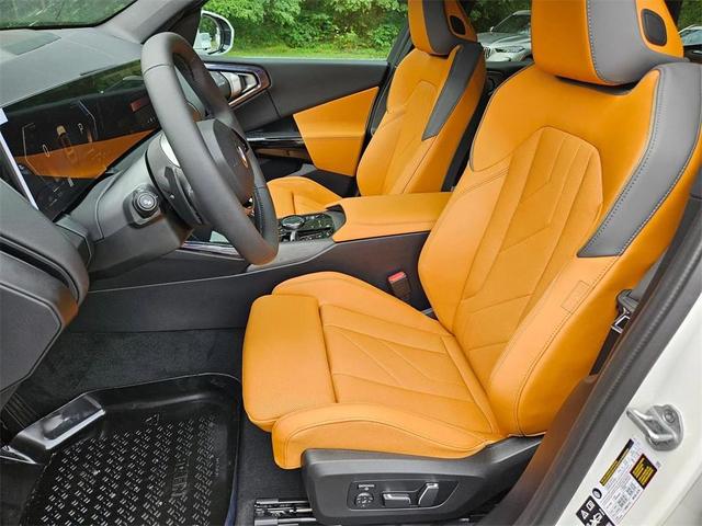 Photo of 2026 Alpine White BMW X3
