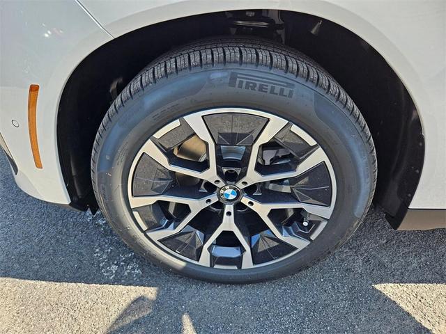 Photo of 2026 Mineral White BMW X3
