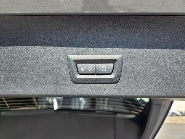 Photo of 2026 Skyscraper Grey Metallic BMW X3
