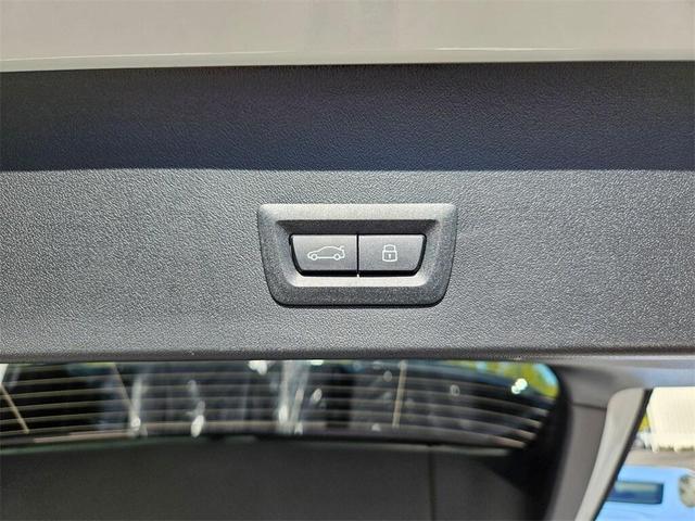 Photo of 2026 Alpine White BMW X3