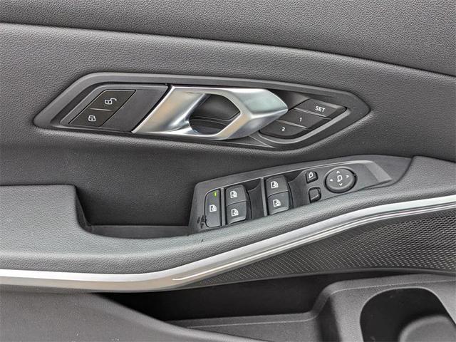Photo of 2025 Mineral White Metallic BMW 330