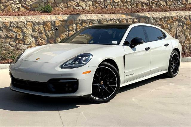 2022 Porsche Panamera