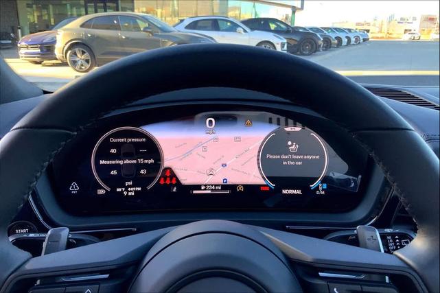 Photo of 2025 Gray Porsche Cayenne