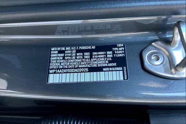 Photo of 2025 Gray Porsche Cayenne