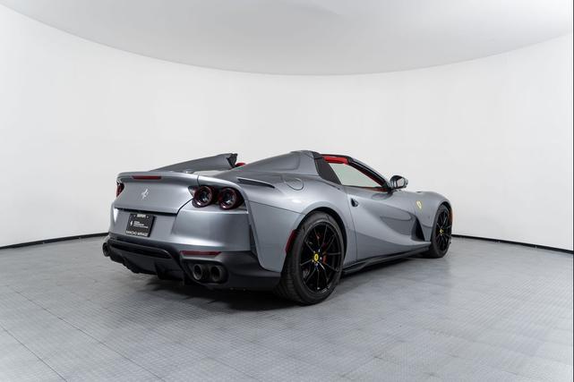 Photo of 2021 Grigio Titanio Metallic Ferrari 812 GTS