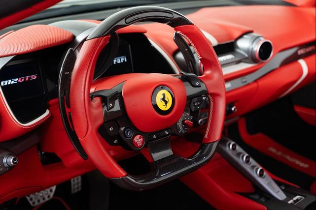 Photo of 2021 Grigio Titanio Metallic Ferrari 812 GTS