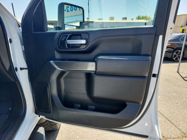 Photo of 2021 Summit White GMC Sierra 2500