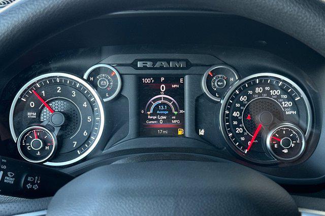 Photo of 2025 Bright White Clearcoat RAM 1500