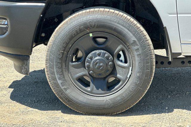 Photo of 2025 Bright White Clearcoat RAM 2500