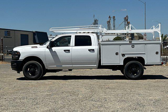 Photo of 2025 Bright White Clearcoat RAM 2500