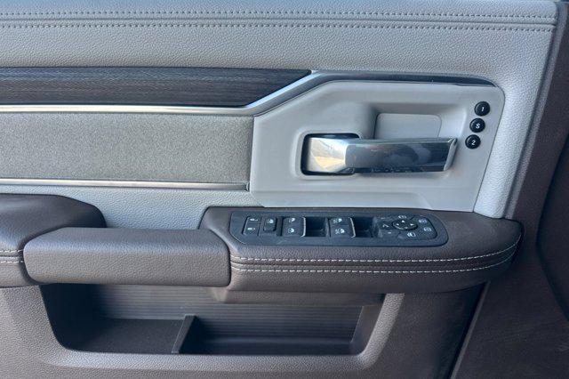 Photo of 2025 Bright White Clearcoat RAM 2500