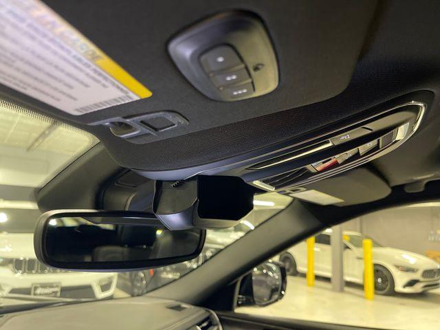 Photo of 2025 Metallic Jeep Grand Cherokee L