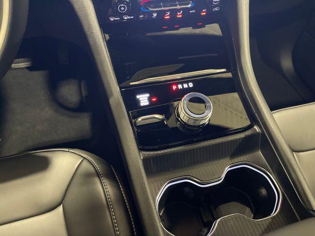 Photo of 2025 Metallic Jeep Grand Cherokee L