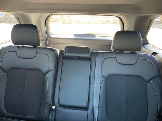 Photo of 2025 Diamond Black Jeep Grand Cherokee