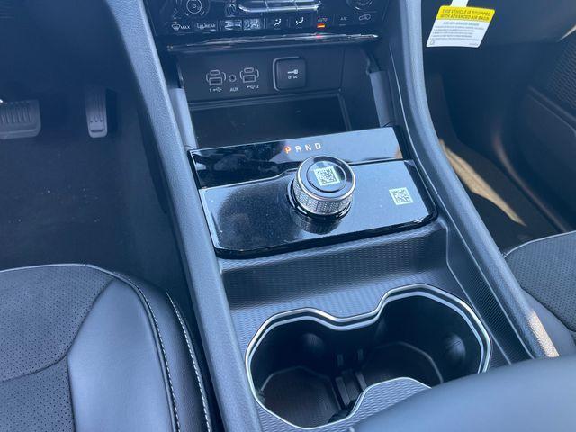 Photo of 2025 Diamond Black Jeep Grand Cherokee