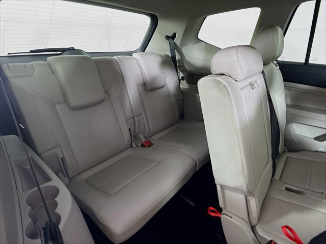 Photo of 2022 Pure White Volkswagen Atlas