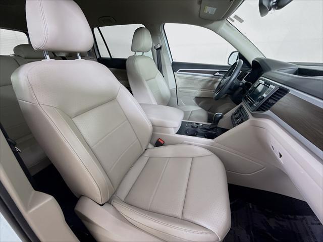 Photo of 2022 Pure White Volkswagen Atlas