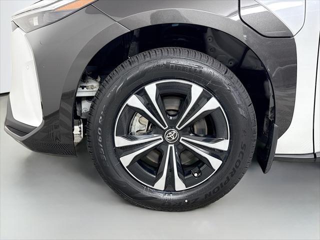 Photo of 2023 Wind Chill Pearl Toyota bZ4X