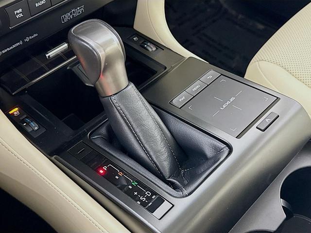 Photo of 2023 Black Lexus GX 460