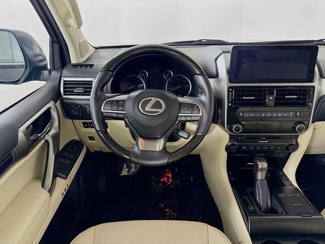 Photo of 2023 Black Lexus GX 460